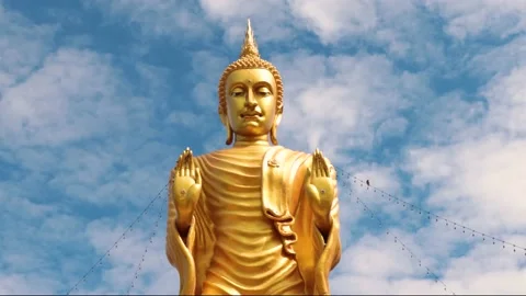 The golden image of the large Buddha image, timelapse in Thailand Stock Footage 132611620
