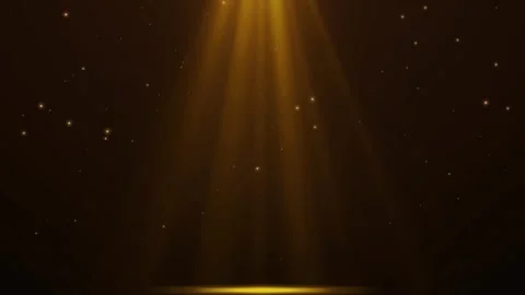 Golden light beam shining down from above with floating particles in a dark cine 스톡 동영상 335668499