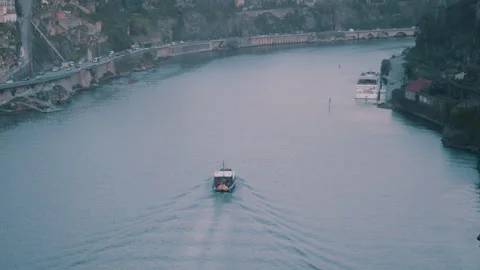 Golden light over the Ribeira area in Porto. Stock Footage 327687214