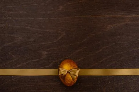 Golden luxury easter egg Stock Photos