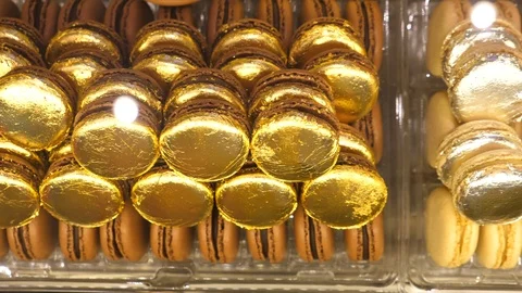 Golden Macarons Display Closeup. Stock-Footage 92546065