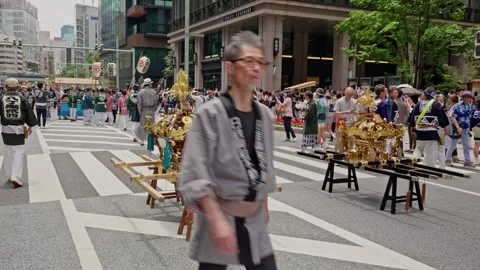 Golden Mikoshi Shrines Rest at Intersection, Sanno Matsuri Procession Break Stock Footage 340210044