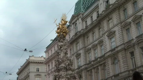 Golden statue Stock Footage 519378