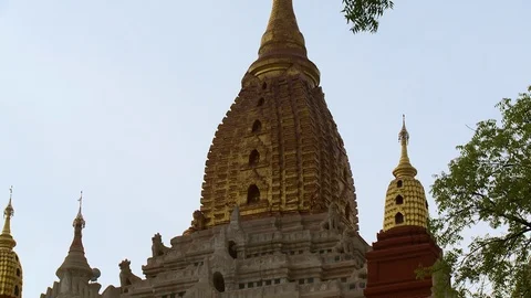 Golden stupas in a temple Stock-Footage 112699586