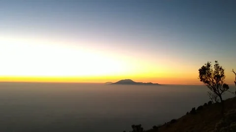 A golden sunrise Stock Footage 307789973