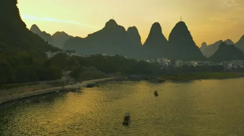Golden sunset over the Li River, Yangshuo Stock Footage 68893901