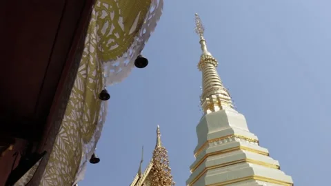 Golden temple wat Video stock 232677146