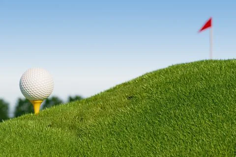 Golf ball on a tee with a flag in the background Illustrazione stock