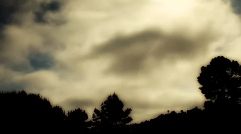 Golf course and Clouds 動画素材 5088345