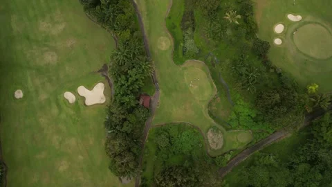 Golf Course on the Merapi Mountainside Vidéo 347532930