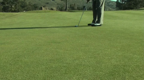 Golf Putt. Dolly. 720p 스톡 동영상 709639