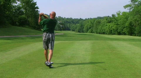 Golfer Teeing Off With Driver 03 動画素材 665413