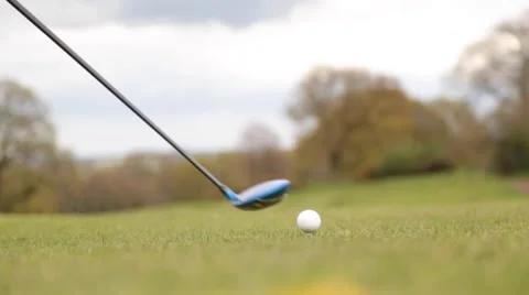 Golfer tees off at a UK golf course Stock Footage 65720403