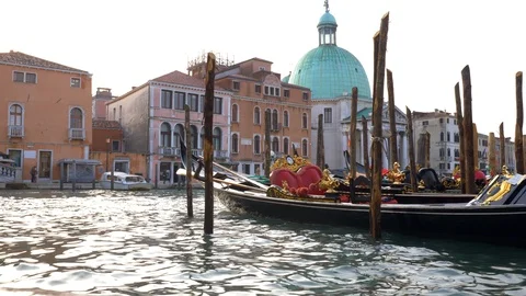 Gondola at dock in Venice Stock Footage 100995429
