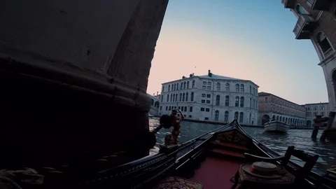 On the gondola 库存影片 112197743