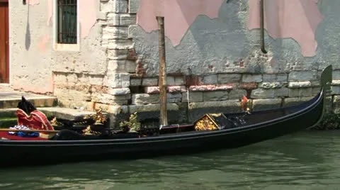 Gondola moored Video stock 11241769