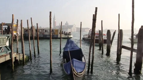 Gondola parking Stock Footage 81303066