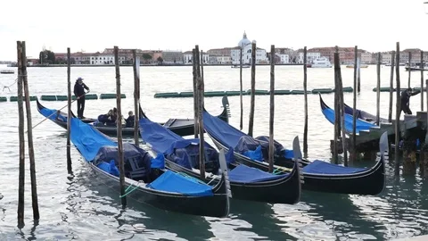 Gondolas on canal in Venice. 스톡 동영상 74659939