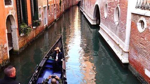 Gondolas in Venice Video stock 88102903