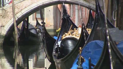Gondolas in Venice, Italy 動画素材 2801499