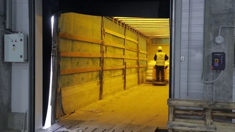 Goods unloading Stock Footage 86975281