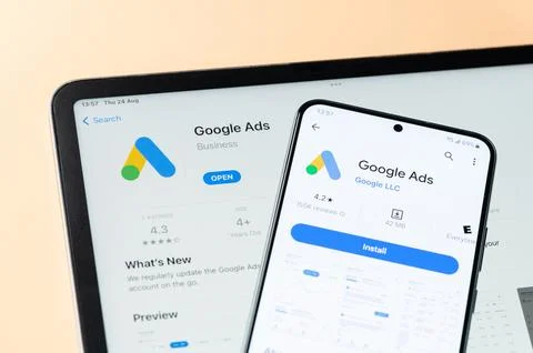 Google ads app on Ipados and google store Stock Photos