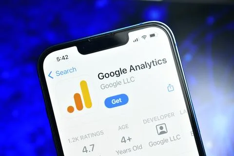 Google analytic app on smartphone use to track and analyze traffic on website Stock Photos