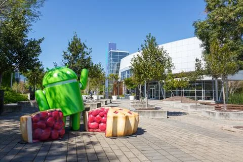 Google Android figure headquarter headquarters HQ Googleplex Mountain View Stock Photos