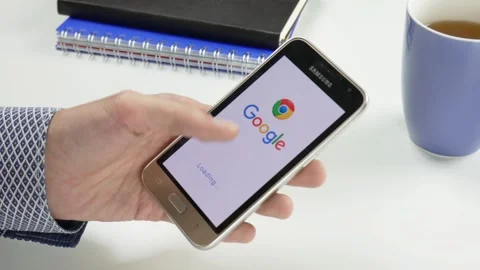 The Google application is loaded for a very long time 스톡 동영상 99834548