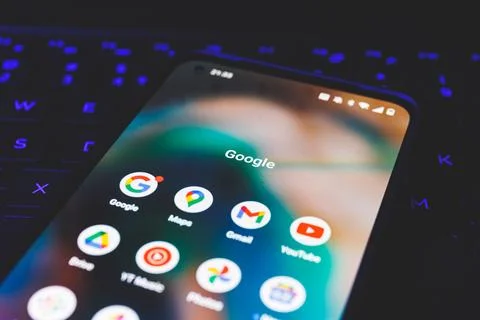 Google apps on smartphone screen. Close up shot of Google apps Foto stock