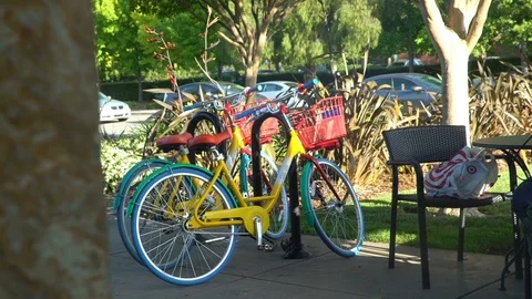 Google Bikes - Silicon Valley 動画素材 90818366