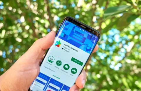 Google Carrier Services mobile app on Samsung s8. Fotos Stock