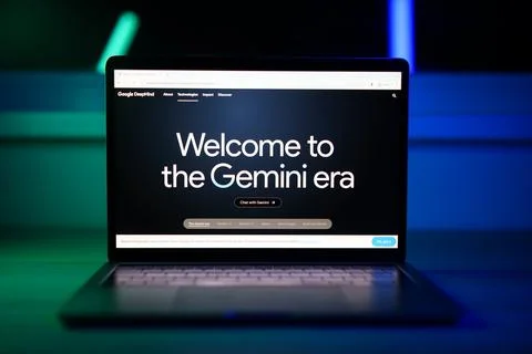 Google Gemini Artificial intelligence Chatbot on computer screen Stock Photos