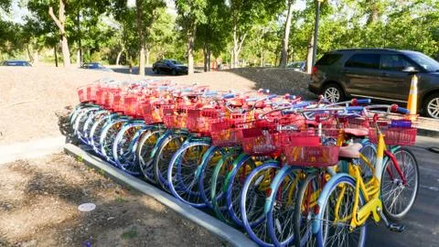 Google Googleplex campus Headquarters lined up with Google Bikes Stock Photos