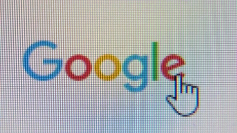 Google search engine on LED screen, macro shooting 動画素材 142669519