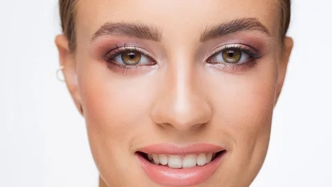 Gorgeous brunette in elegant makeup. Stock Footage 96299651