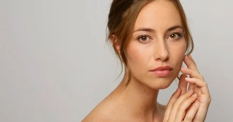 Gorgeous brunette Video stock 80500840