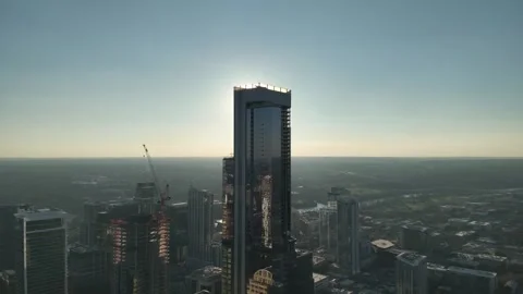 Gorgeous Drone Video of the Sunset shining through the buildings of Austin, Texa 库存影片 278451697