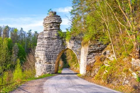 Gothic arched sandstone Pekars Gate in Bohemian Paradise 스톡 사진