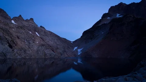 Gothic Basin Sunrise Stockbeeldmateriaal 70336964