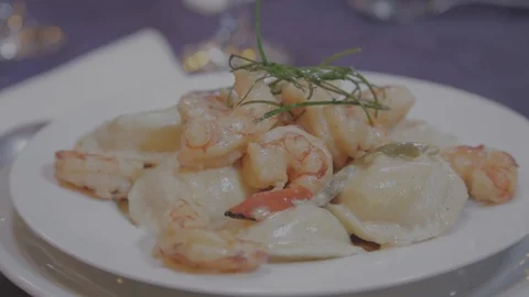 Gourmet pasta dish - Flat-Edit 1-2 库存影片 98520779
