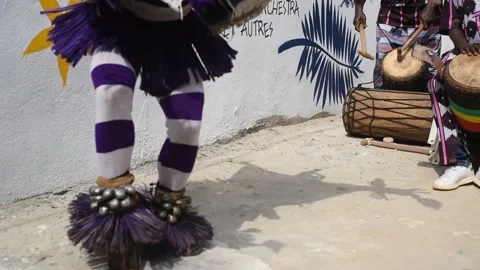 Gouro mask dance in abidjan Stock Footage 167218448