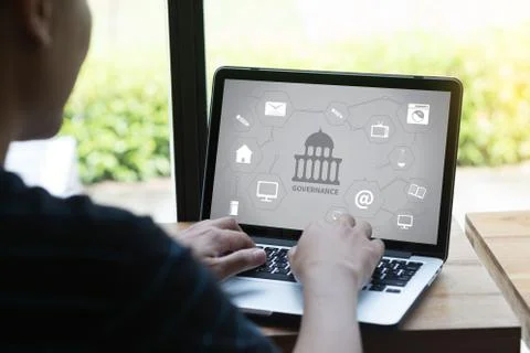 GOVERNANCE and building, Authority Computing Computer Laptop with screen on t Stock-Fotos