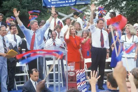 Governor Bill Clinton, Senator Al Gore, Hillary Clinton and Tipper Gore during Stock Photos