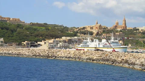 Gozo harbour Stock Footage 37760467