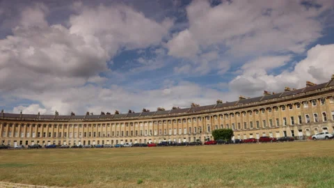 The Grade 1 listed Royal Crescent in Royal Bath Spa in Somerset under blue skies Stock Footage 206338602