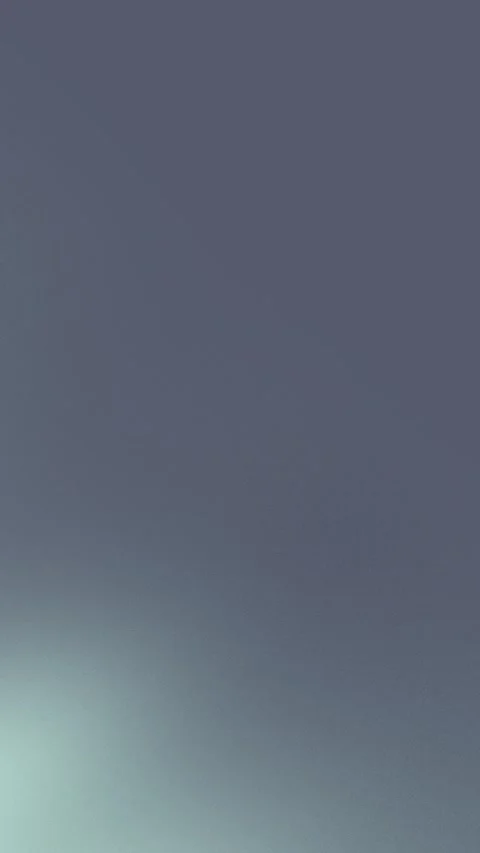 Gradient of soft blue and gray tones, blurred and serene. Seamless loop Vídeos de archivo 309956368