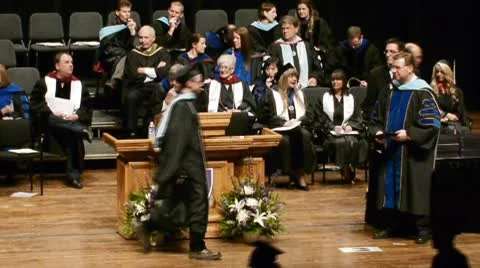 Graduation 4 動画素材 8949808