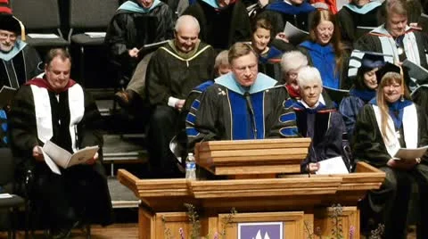 Graduation 8 動画素材 8949749