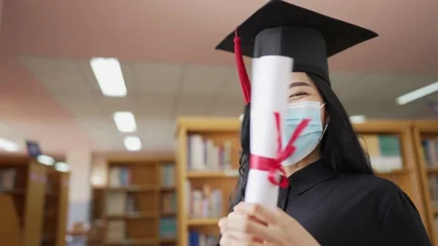 Graduation of social distancing Video stock 149906768